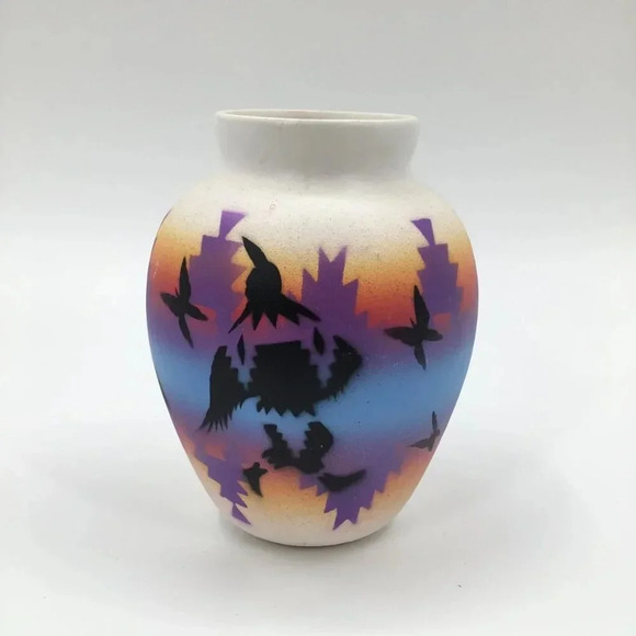 VTG Hozoni Pottery Vase Signed Redhorse Navajo Butterflies Dancer Sunset Colors - Picture 4 of 7